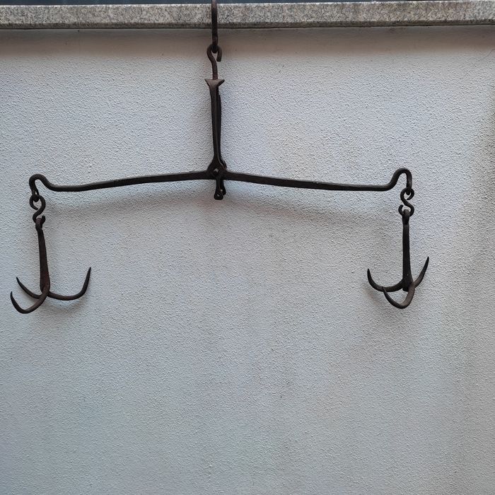Antiguidades. Balança Romana antiga