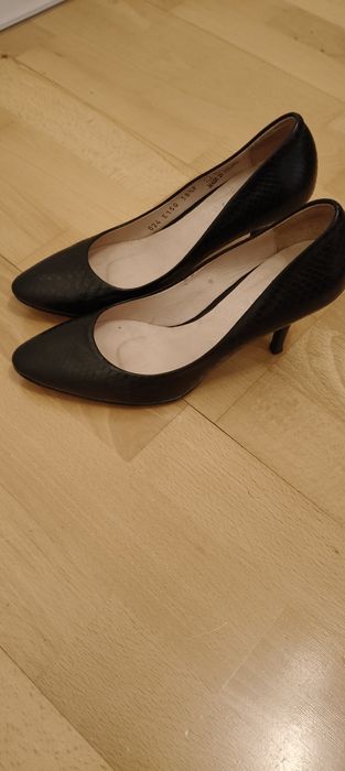 Czółenka Ryłko 38,5