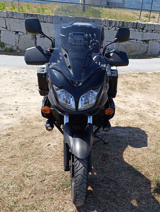 Suzuki V-strom 650