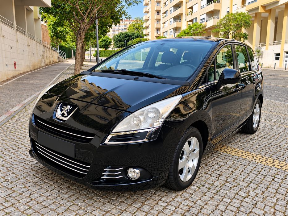 Peugeot 5008  1.6Hdi  115cv de 2012 (Diesel/7Lugares)