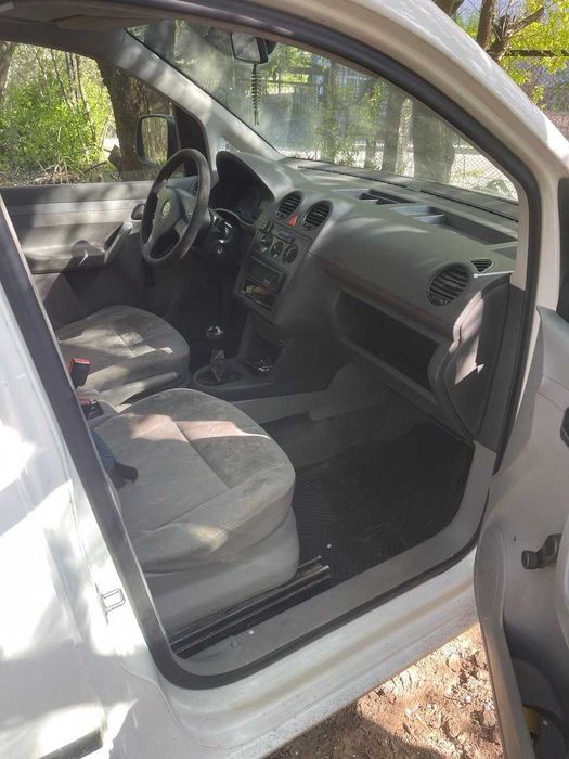 Volkswagen Caddy 2006 рік пасажир