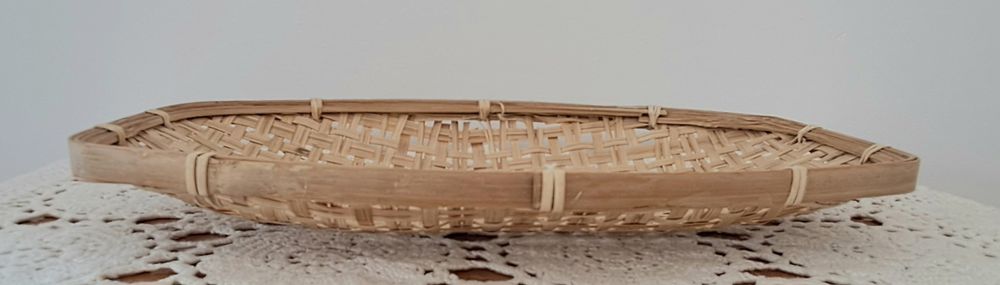 Cesta em bambu como nova