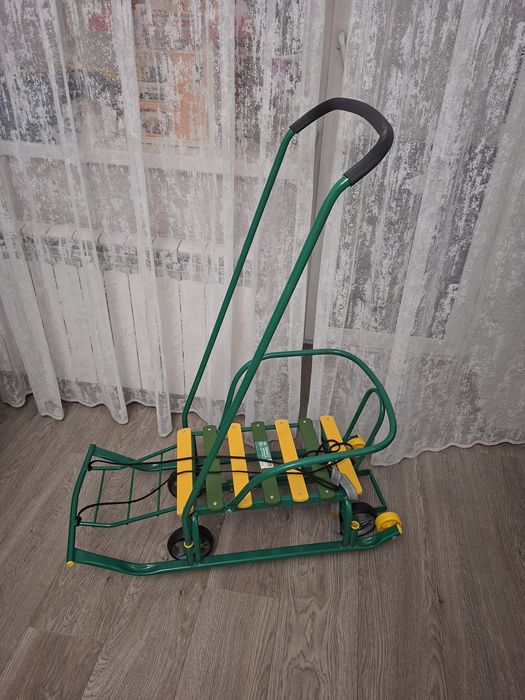 Санки з колесами