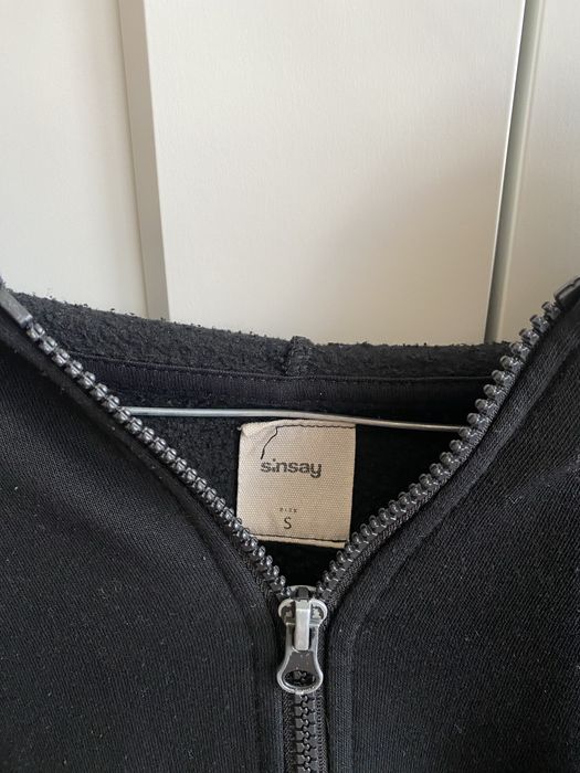 bluza czarna z kapturem sinsay S