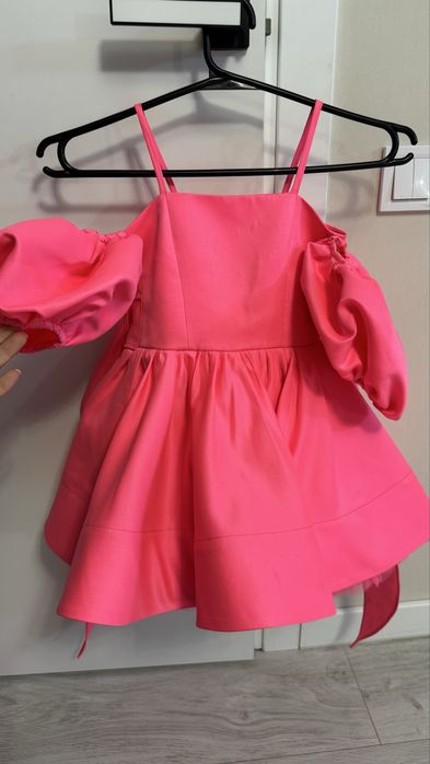 Нарядное платье размер 116-122