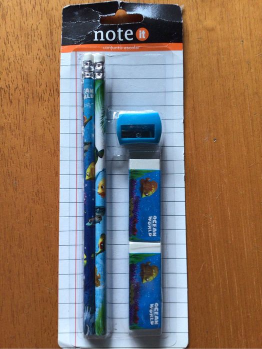 Conjunto lápis, borrachas e aguça motivos marinhos