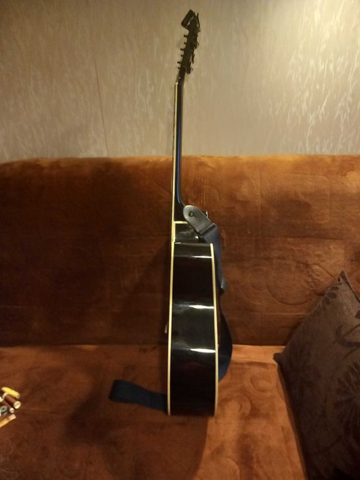 Gitara akustyczna