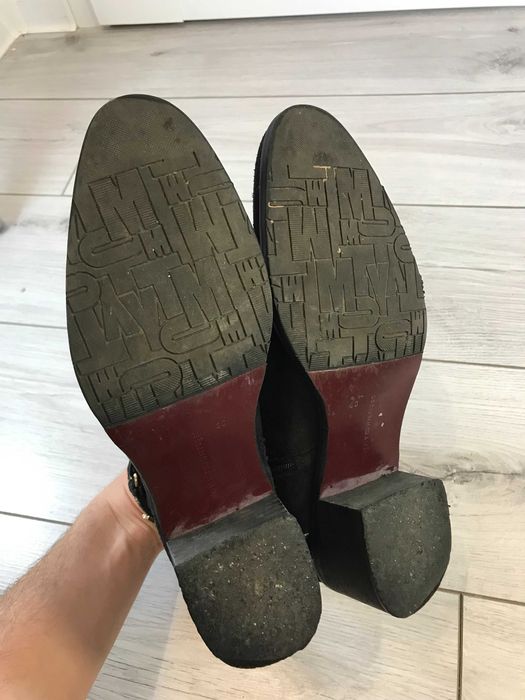 Skórzane botki Tommy Hilfiger Monogram Block-Heel rozm. 38