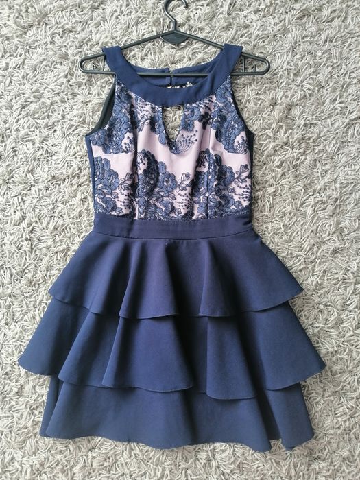 Sukienka rozkloszowana