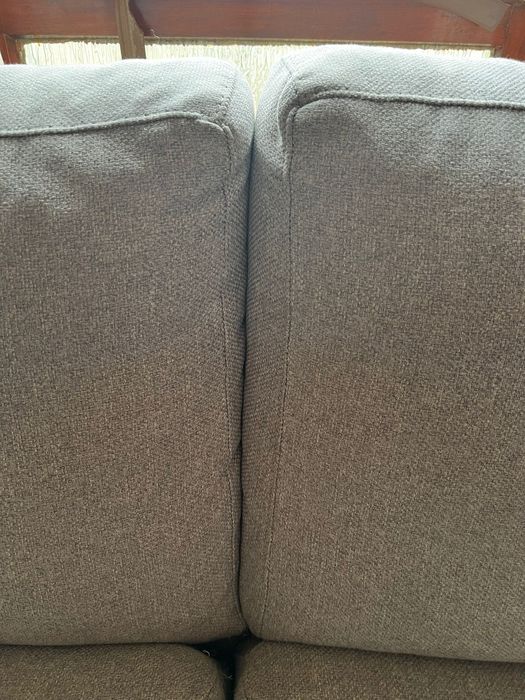 Sofá com chaise longue