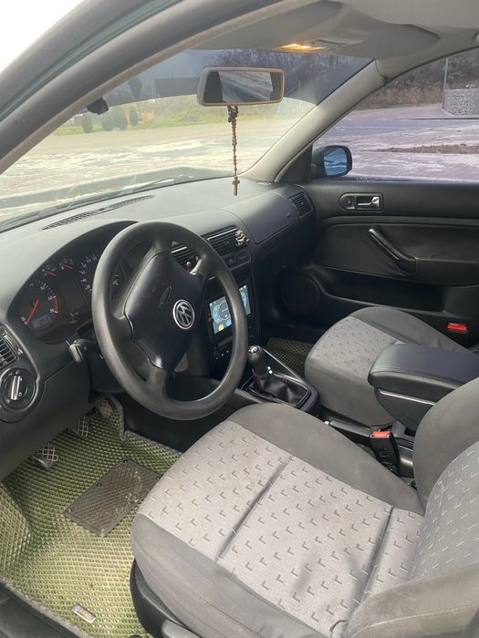 Volkswagen Golf 1999 IV покоління/Тур 1J • 1.6 АТ (101 к.с.)