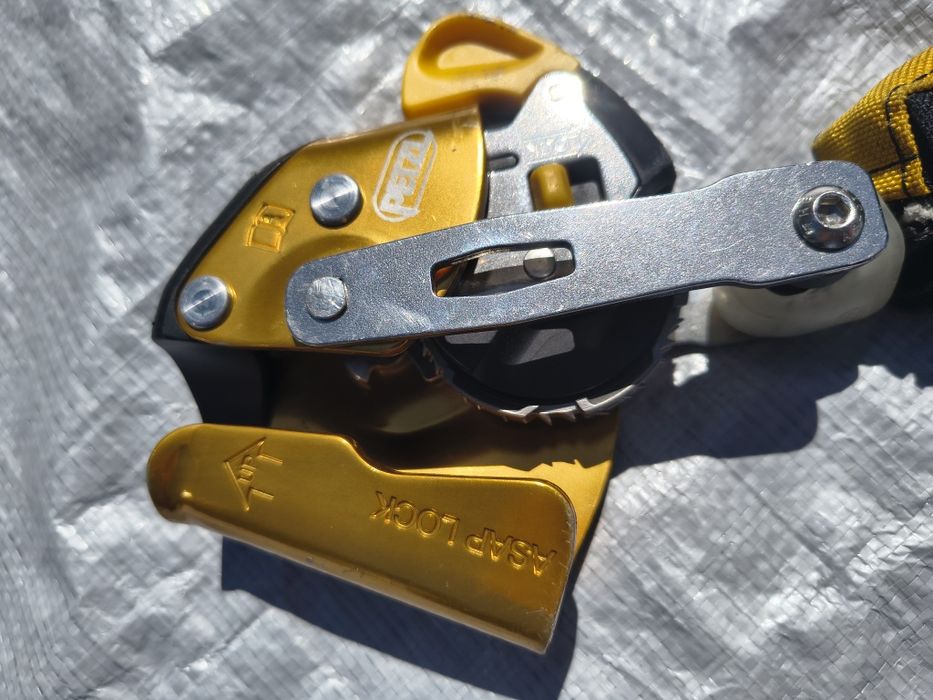PETZL ASAP LOCK + asapsorber PETZL AXES