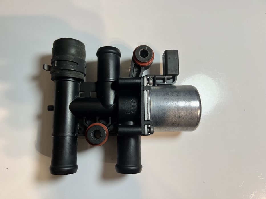 Продам електромагнитный клапан Audi/VW/Seat/Skoda (8E0820036)