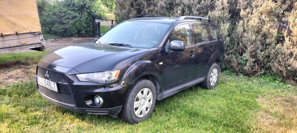 Mitsubishi Outlander II , 2.0 - LPG , 2010 r . Uszkodzony silnik
