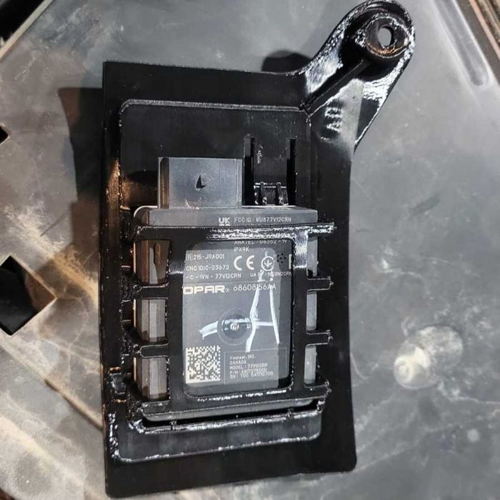 Koszyk / Mocowanie czujnika BLIS – Dodge Durango 2021+