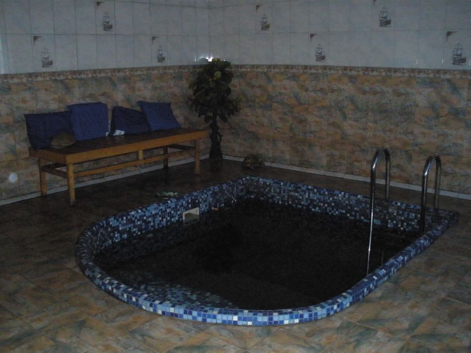 Продаж садиби з власною банею