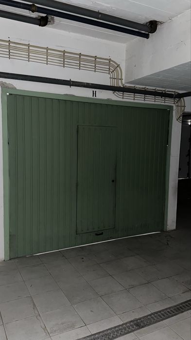 Garagem box  a vendo garagem na zona do hospital,  na Rua Antonio Ribeiro , 15,800 m2,