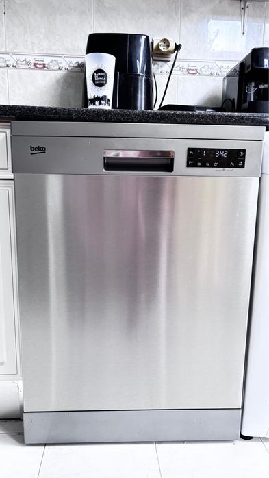 Maquina de Lavar Louça BEKO