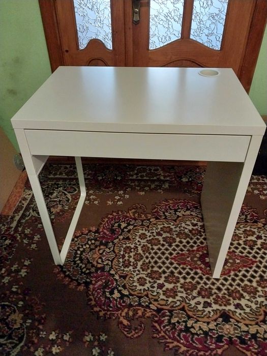 Стіл письмовий/компютерний ІКЕА micke