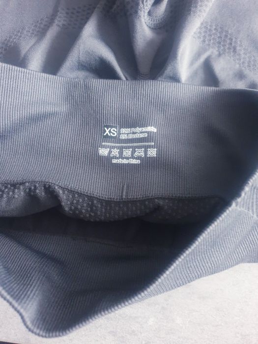 Legginsy push up XS nowe