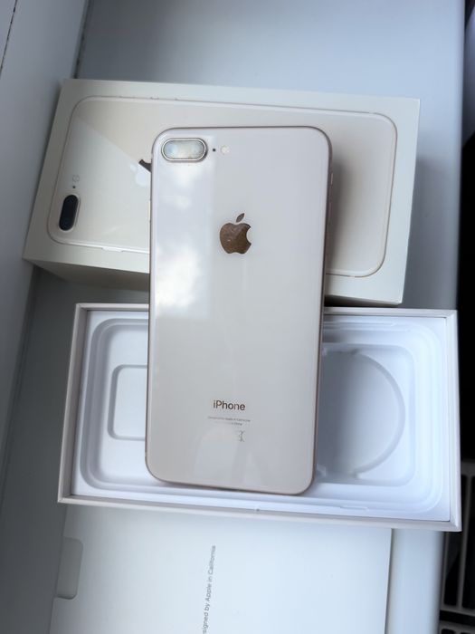 iPhone 8 plus gold 64GB 79% bateria