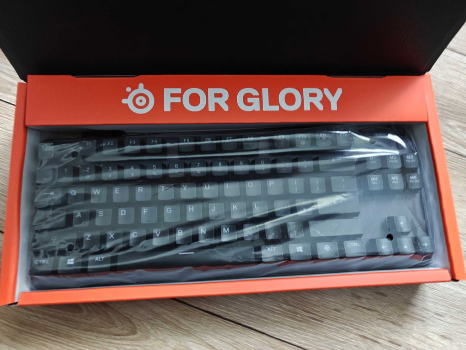 Klawiatura SteelSeries Apex 7 TKL Red Switch