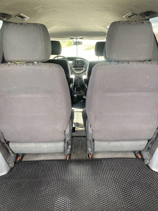 Toyota previa 2002 d4d 7 місць