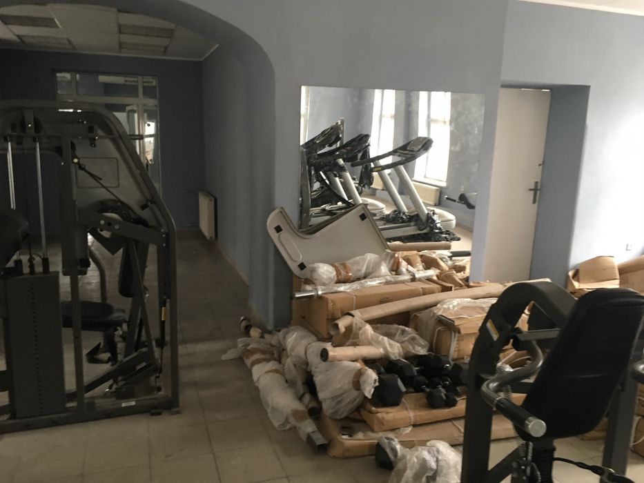 Sprzedm siłownie mało używaną  . Tylko w całości do sprzedania