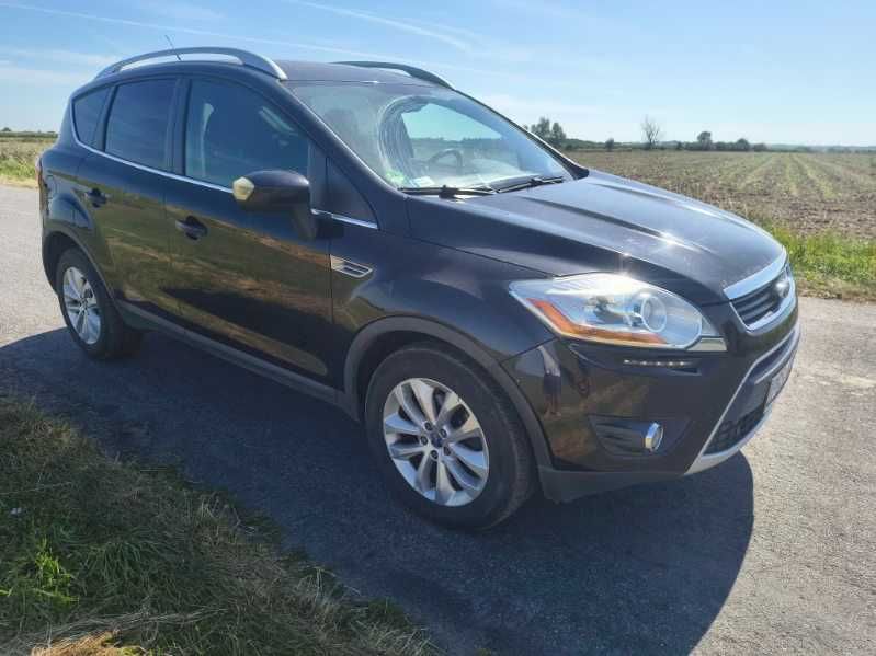 Ford Kuga 2.0 DIESEL 140KM nawigacja 4x4 dwa komplety opon