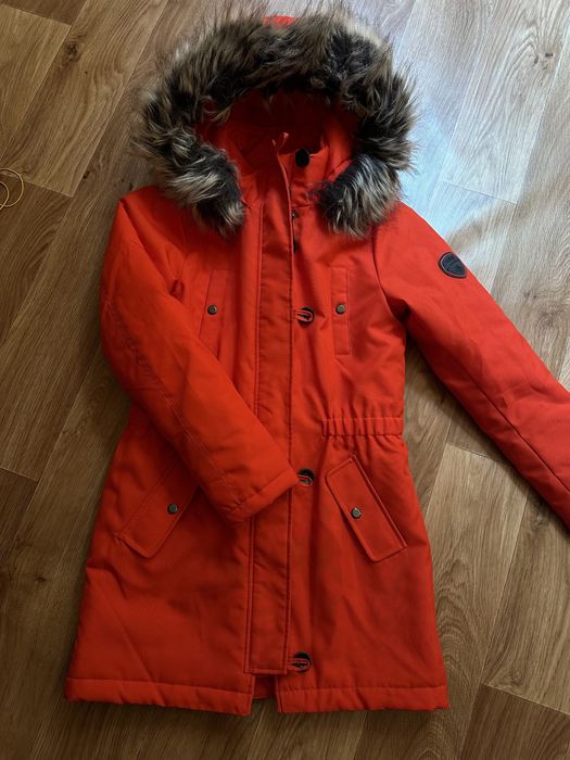 Жіноча парка ONLY нова!
