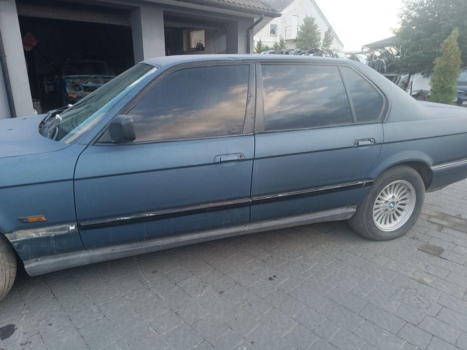 Розборка bmw e32 750 Li v12 5.0 m70 b50