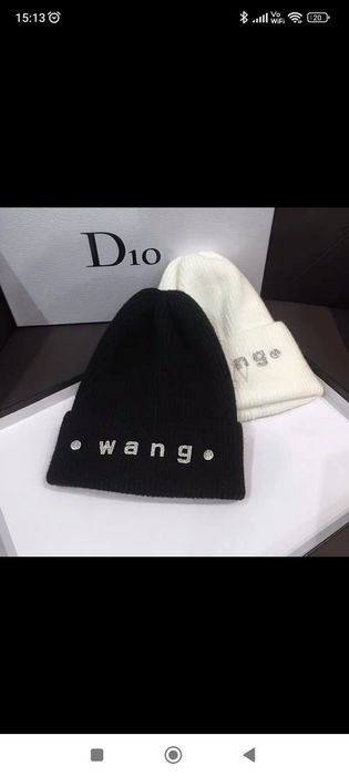 Hit Czapka beany angora włochata logo  Wang