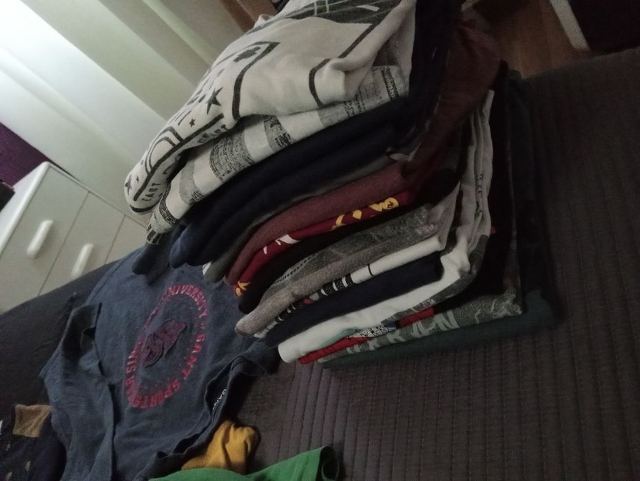 Swets com e sem capuz.quentinhas em bom estado geral