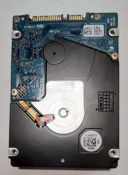 2.5 жесткий диск SATA в ноутбук HGST HTS541075A7E630 750Gb на 750 Гб