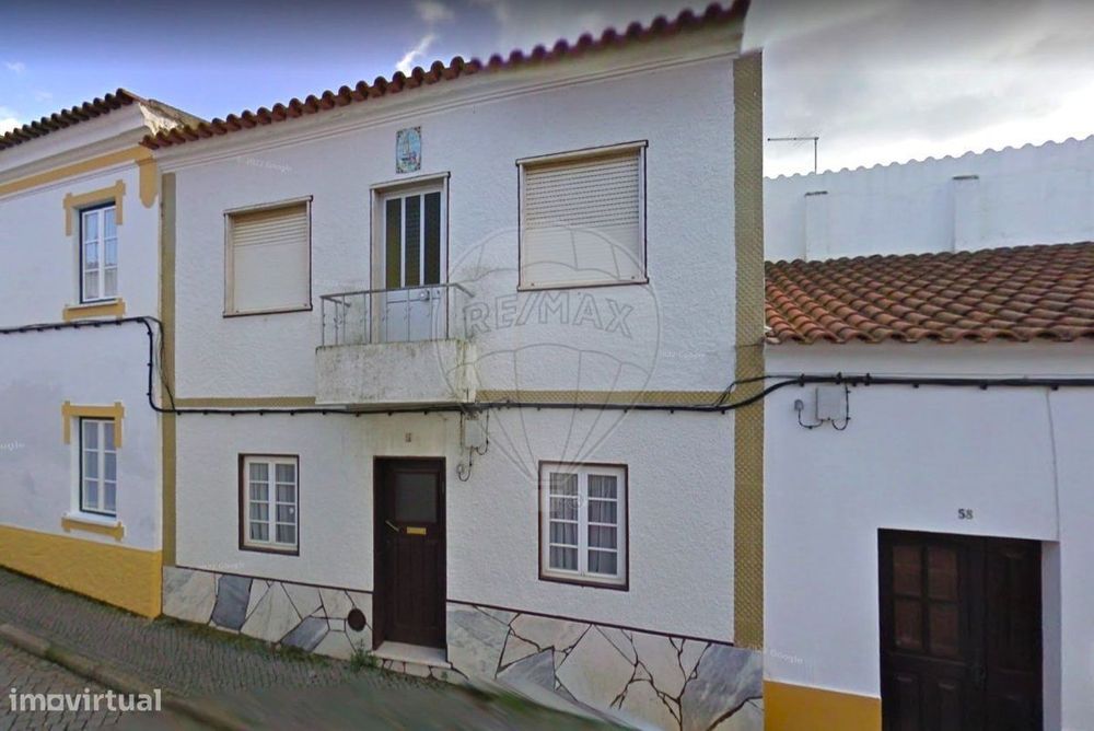 Moradia T5 para venda