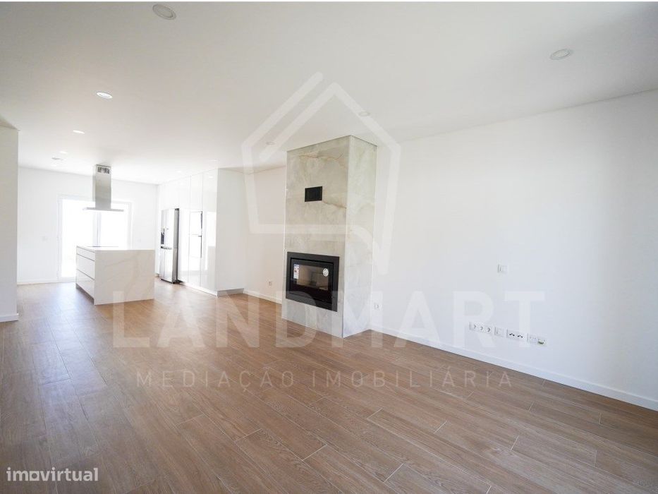 Moradia T4 , Casal da Lagoa - Turquel