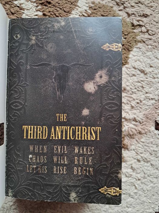 Mario Reading "The third antichrist"