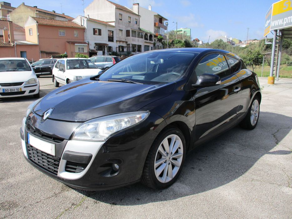 RENAULT MEGANE COUPE 1.5 DCI COM GARANTIA E REVISÃO