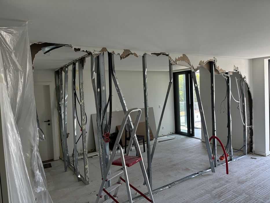 reparações, construção e ajuda doméstica