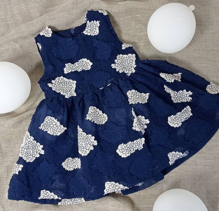 Нарядное платье на годик