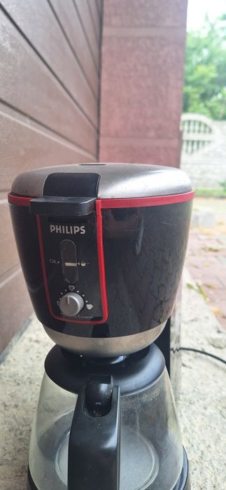 Кавоварка кавомашина для кави на запчастини під ремонт