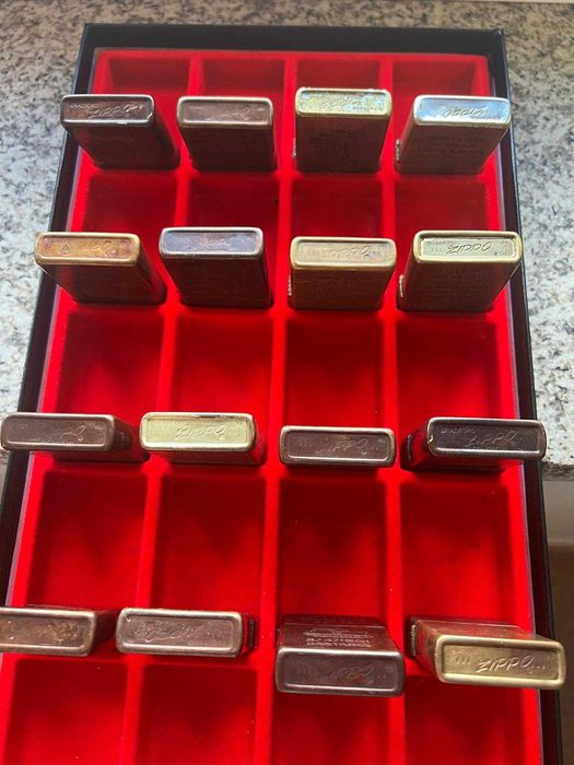 Colecção de 16 Zippos originais, usados na Guerra do Vietnam em um excelente estado de conservação