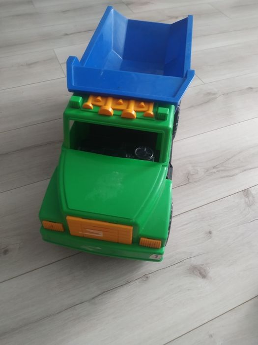 Продам дитячу машину