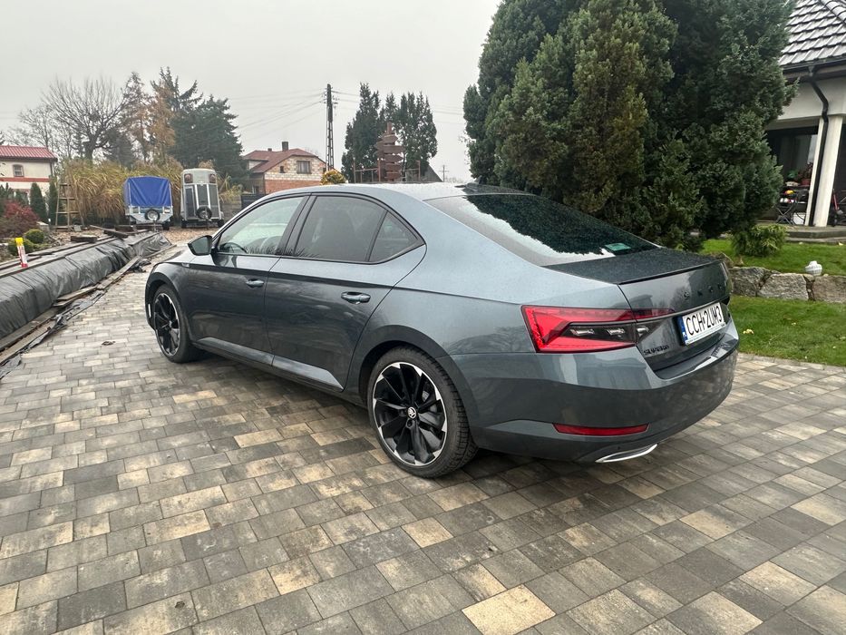 Skoda Superb rok prod. 2020 Plug-In, przebieg 81 tys, serwisowany ASO