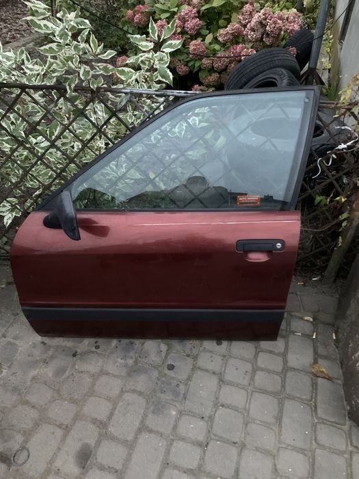 Двері до audi 80