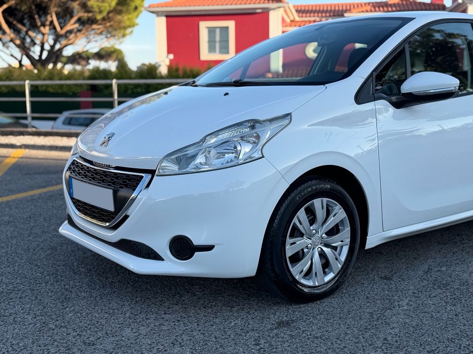 Peugeot 208 1.4 Hdi - 2015 - Garantia 18 meses foto 2