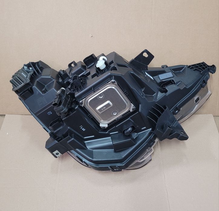 Renault Arkana lampa przednia lewa kompletna