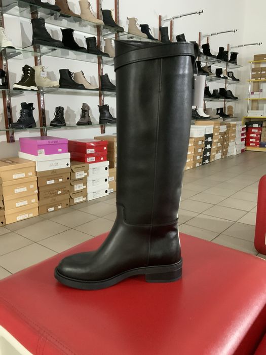 Сапоги  - труба женские   осенние демисезонные низкий каблук