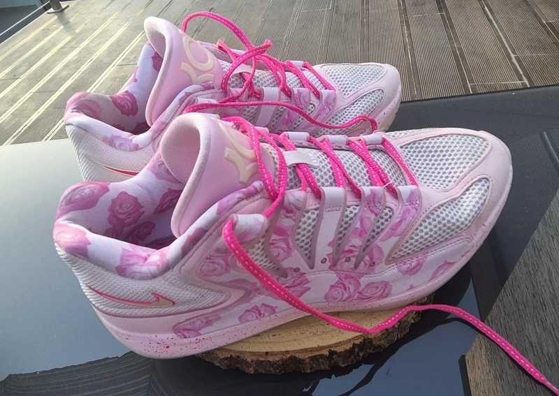 Nike KD 18 Aunt Pearl – Como Novas