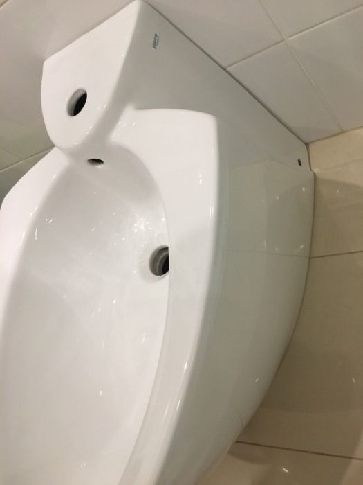 Wysokiej klasy bidet stojący ROCA z serii VERANDA_OKAZJA